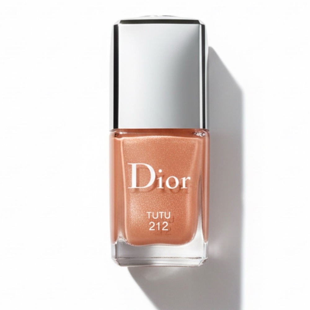 Dior Nail Polish Tutu 212 New!